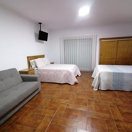 Hostel Encostas Do Douro Marco de Canavezes Kültér fotó