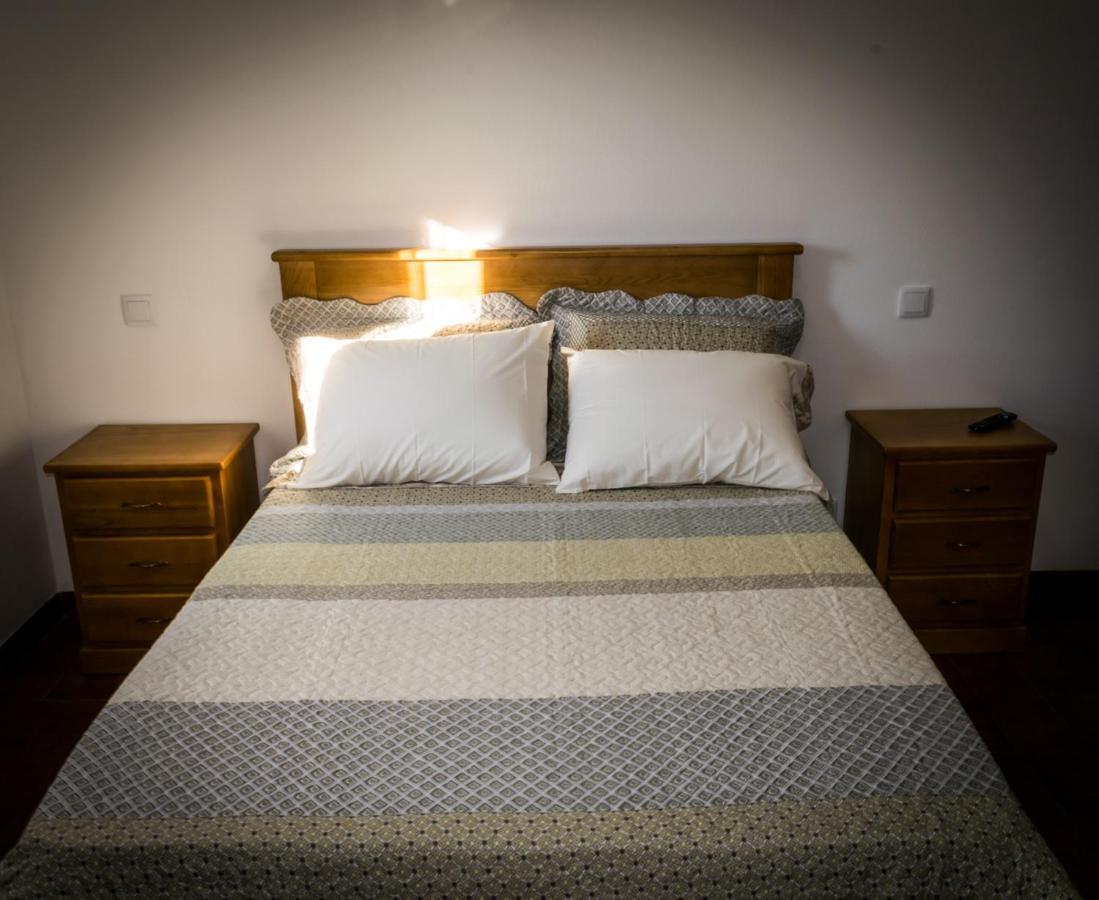 Hostel Encostas Do Douro Marco de Canavezes Kültér fotó