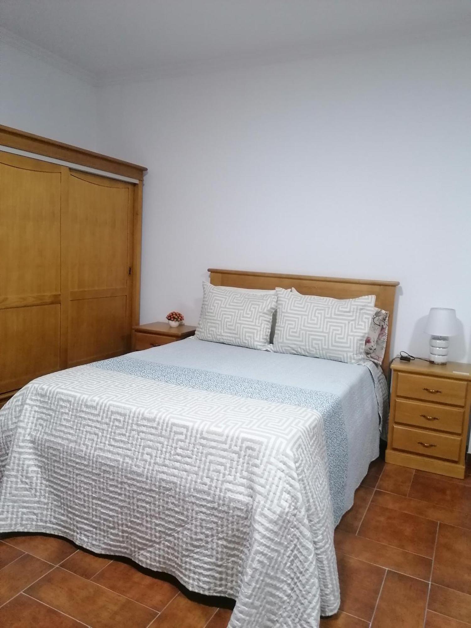Hostel Encostas Do Douro Marco de Canavezes Kültér fotó