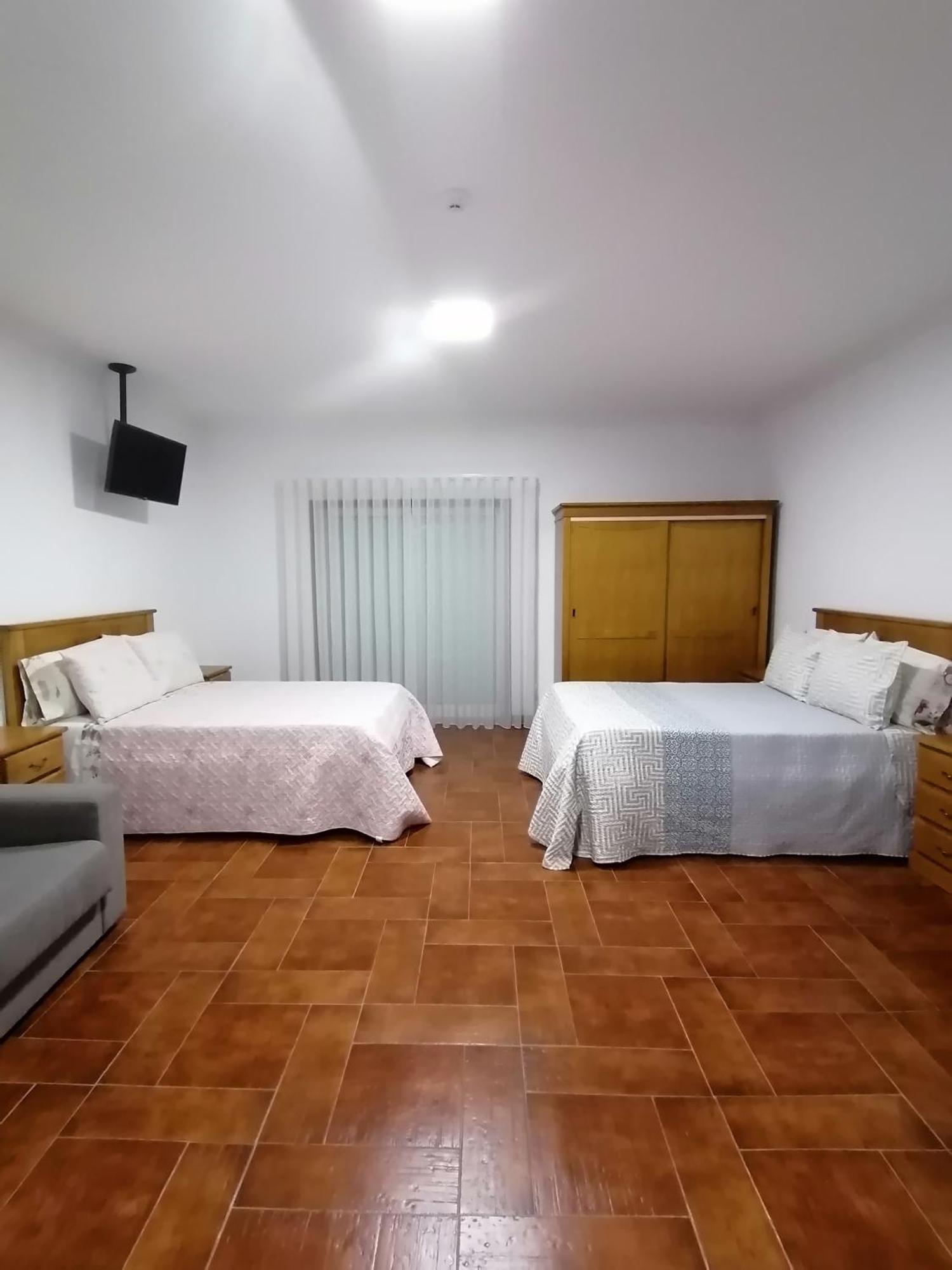 Hostel Encostas Do Douro Marco de Canavezes Kültér fotó